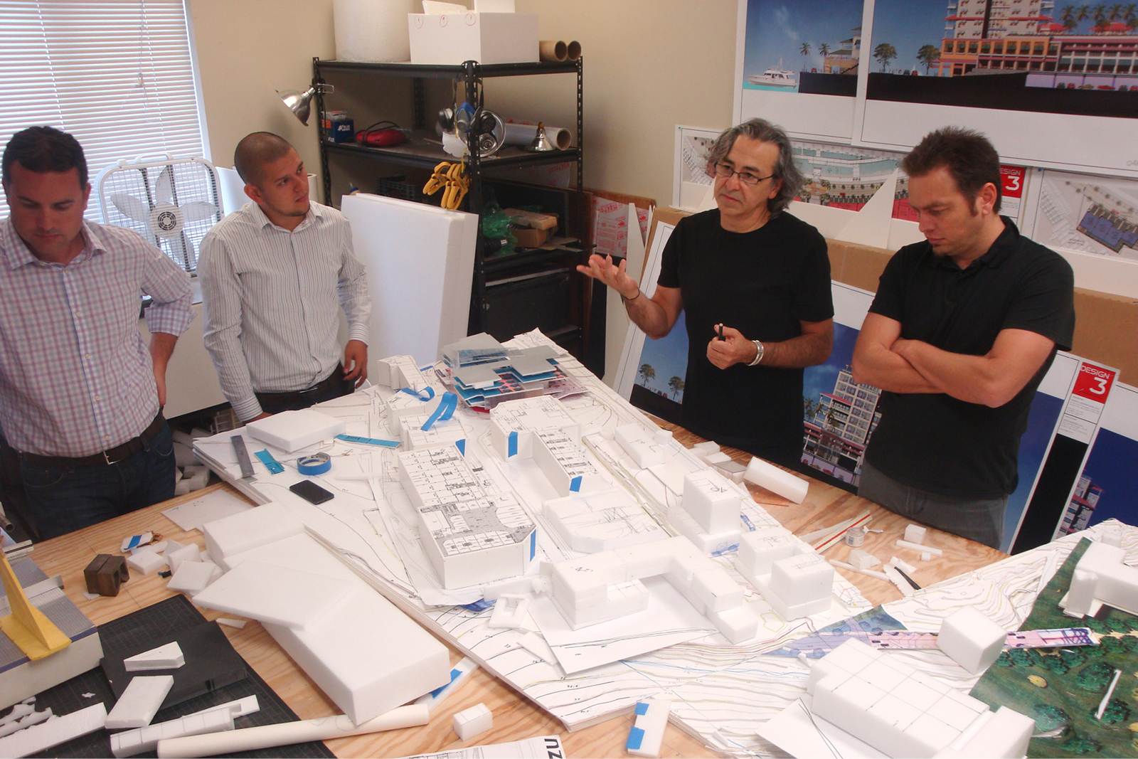design meeting for Avenida Escazu