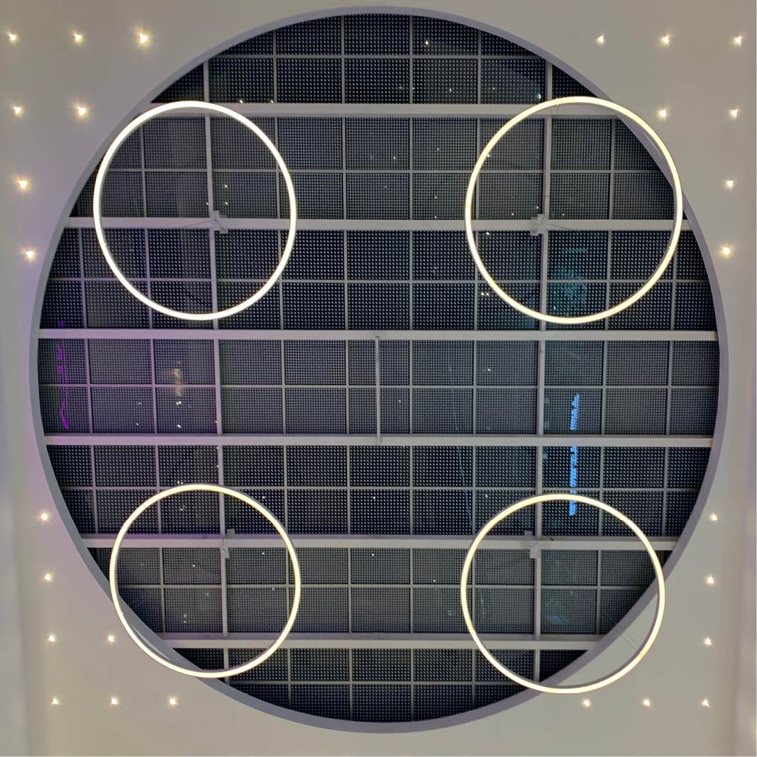 Portal Shopping cinema court ceiling